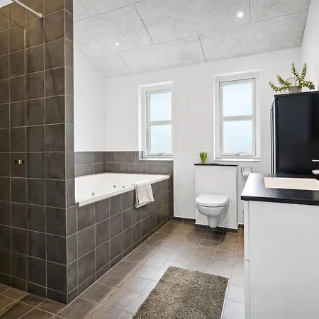 Holiday home Haeryst - 300m From The Sea By Interhome Skovmose