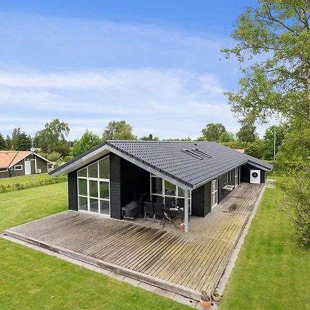Hébergement de vacances Haeryst - 300m From The Sea By Interhome Skovmose