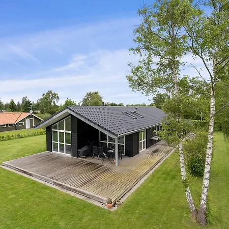 Hébergement de vacances Haeryst - 300m From The Sea By Interhome Skovmose
